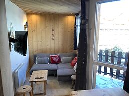 Modern Alpine Apartment