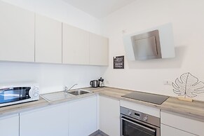 Garibaldi 24 Apartments by Rent all Como