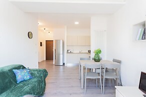 Garibaldi 24 Apartments by Rent all Como