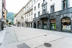 Garibaldi 24 Apartments by Rent all Como