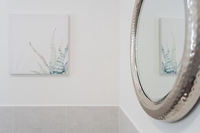 Garibaldi 24 Apartments by Rent all Como