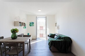 Garibaldi 24 Apartments by Rent all Como