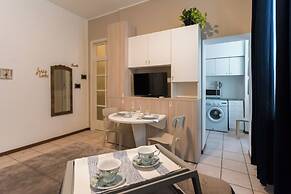 Garibaldi 24 Apartments by Rent all Como