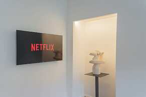 Como Liberty Suites - Garbo by Rent all Como