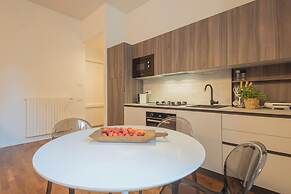 Como Liberty Suites - Gatsby by Rent all Como