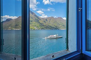 Deriva Apartment on Careno's Beach by Rent all Como