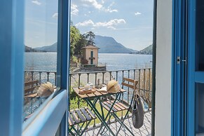 Deriva Apartment on Careno's Beach by Rent all Como