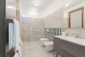 Dream Lake Apartments by Rent all Como