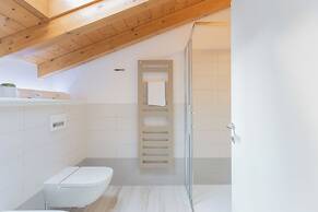 Dream Lake Apartments by Rent all Como