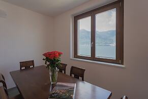 Dream Lake Apartments by Rent all Como