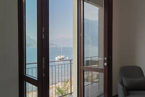 Dream Lake Apartments by Rent all Como