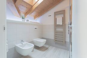 Dream Lake Apartments by Rent all Como