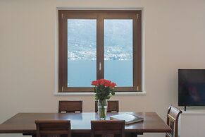 Dream Lake Apartments by Rent all Como