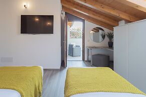 Dream Lake Apartments by Rent all Como