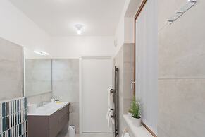 Dream Lake Apartments by Rent all Como