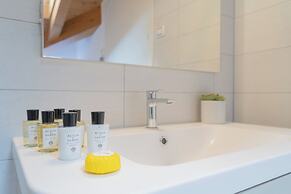 Dream Lake Apartments by Rent all Como