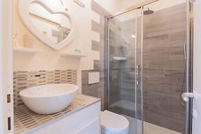 Linda Apartments by Rent all Como