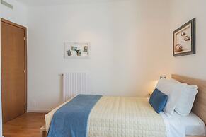 Linda Apartments by Rent all Como