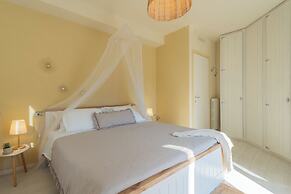 Linda Apartments by Rent all Como