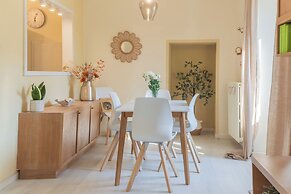 Linda Apartments by Rent all Como