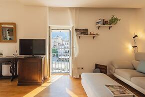 Linda Apartments by Rent all Como