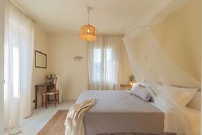 Linda Apartments by Rent all Como