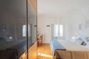 Linda Apartments by Rent all Como