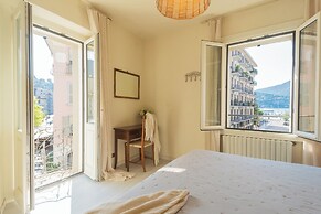 Linda Apartments by Rent all Como