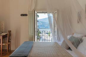 Linda Apartments by Rent all Como