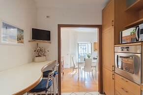 Linda Apartments by Rent all Como