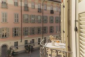 Linda Apartments by Rent all Como