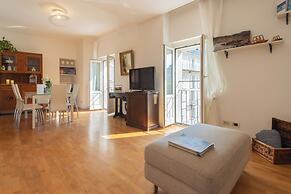 Linda Apartments by Rent all Como