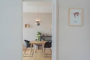 Residenza Maxim With Pool by Rent all Como