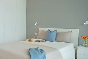 Residenza Maxim With Pool by Rent all Como