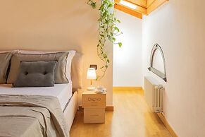 Vico Garden-203 by Rent all Como