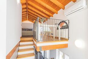 Vico Garden-203 by Rent all Como