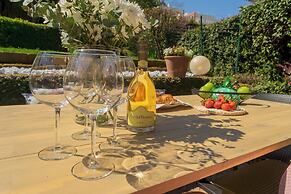 Vico Garden-203 by Rent all Como