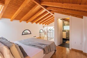 Vico Garden-203 by Rent all Como