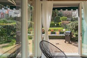 Vico Garden-203 by Rent all Como