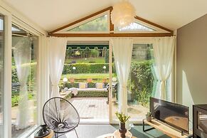 Vico Garden-203 by Rent all Como