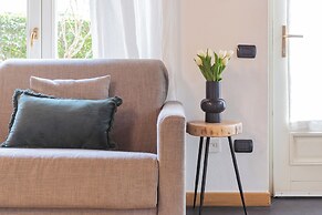 Vico Garden-203 by Rent all Como