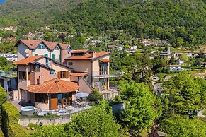 Villa Castello by Rent all Como