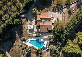 Constantin Villa By Halkidiki Villas