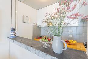 Casa Corbu by Rent all Como