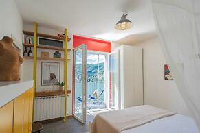 Casa Corbu by Rent all Como