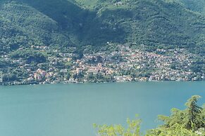 Casa Corbu by Rent all Como