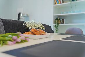 Lakeview Apartments by Rent All Como