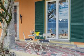 Lakeview Apartments by Rent All Como