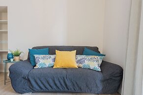 Lakeview Apartments by Rent All Como