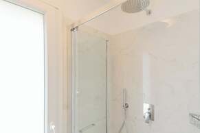 Lakeview Apartments by Rent All Como